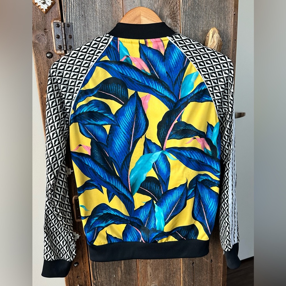 adidas Originals x Farm Rio Passinho Blue/Yellow Big Leaf Track Jacket. Size XS - Picture 5 of 16